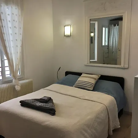Apartamento Small House In Belleville